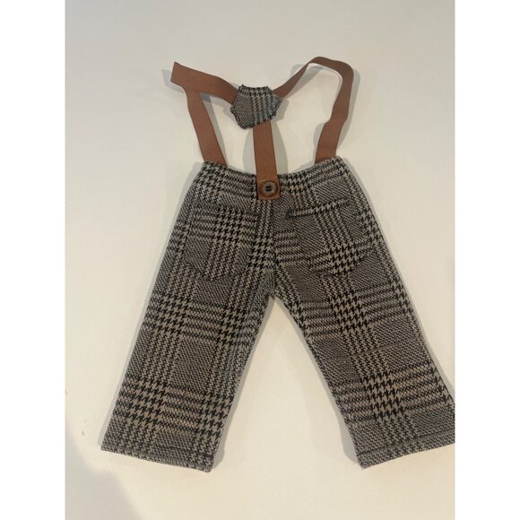 Newborn Plaid Suspender Pants - Picture 3 of 5